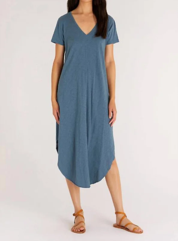 Midi dress with chic design-Short Sleeve Reverie Midi Dress In Carribean Blue