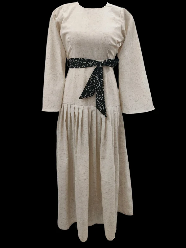 Maxi dress with illusion sleeves-Edna Off White Maxi Dress With Black Belt